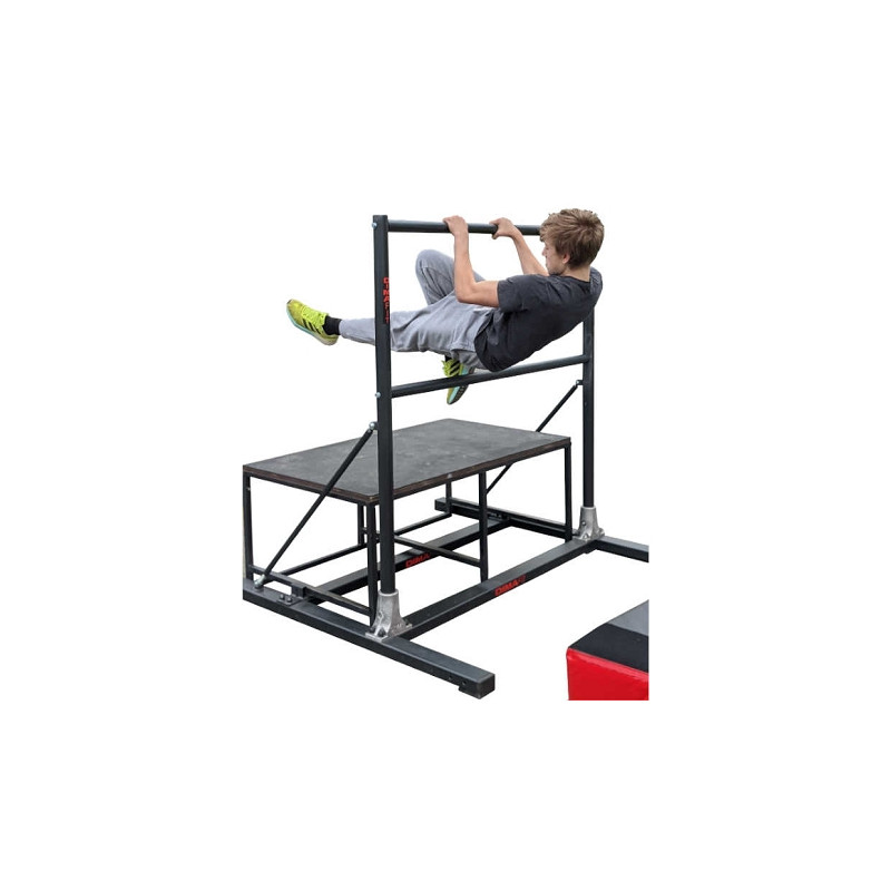 DOUBLE BAR AND PARKOUR / FREERUNNING BLOCK
