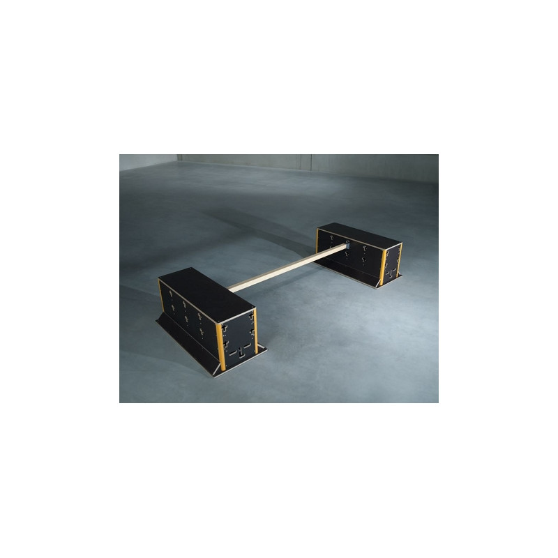 BEAMS WOODEN BOXES / MULTI-FONCTIONAL WALLS | CUBESPORT