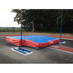 Weather cover for club pole vault landing system 6.30x5.00x0.73/0.43m