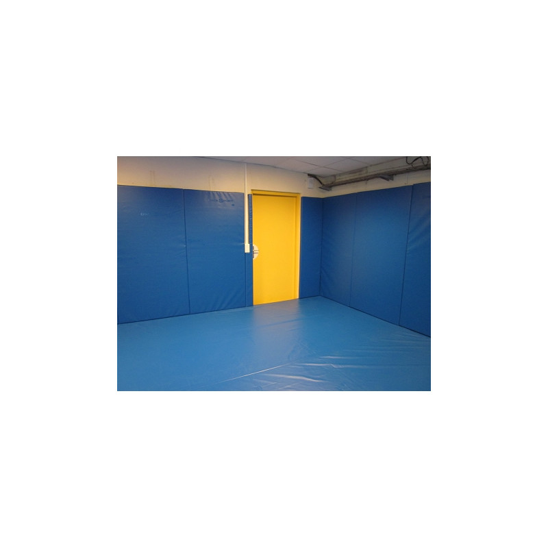 CUSTOM-MADE FOAM WALL PROTECTION PAD WITH TARPAULIN COVER -DIMASPORT